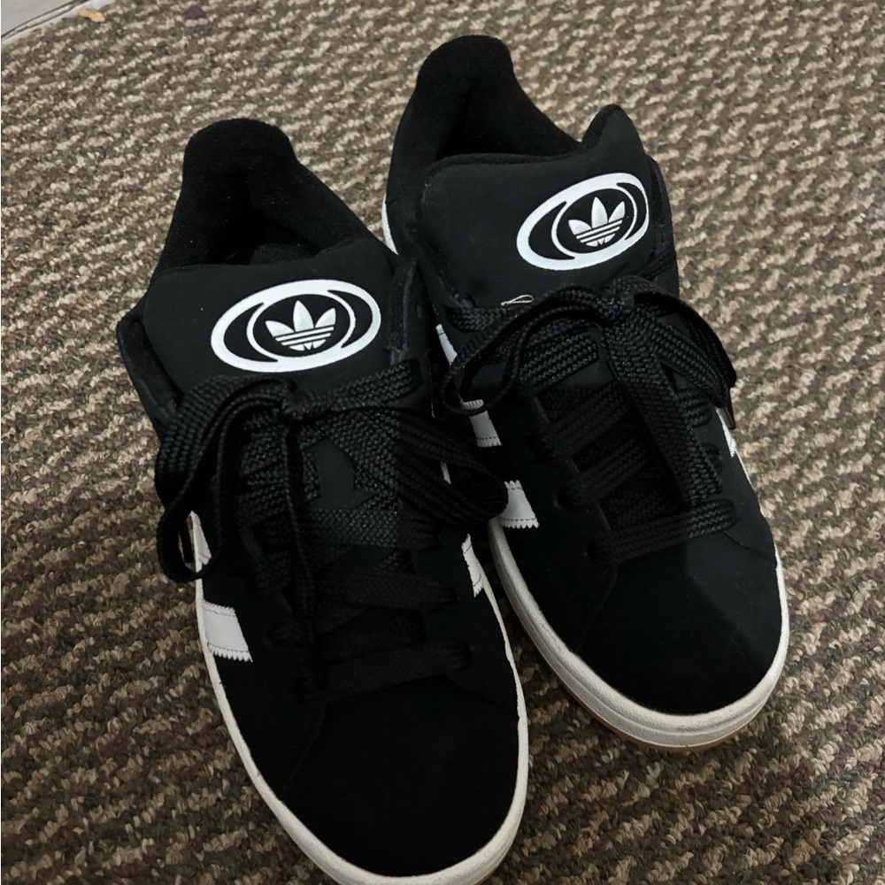 Adidas Men's Black and White Sneakers